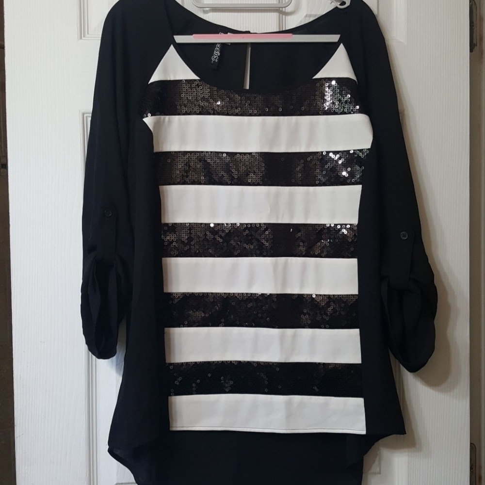 Sequenced Blouse